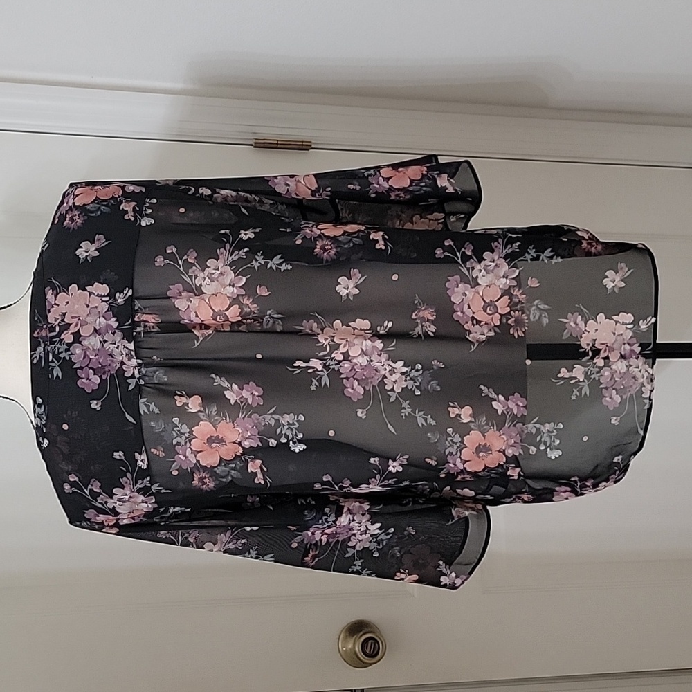 Apt 9 Size M Black w/ Floral Pattern Sheer Blouse with Tie Neckline. Gently Worn - Picture 4 of 12